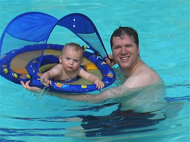 Me_JoshyInPool%20copy.JPG
